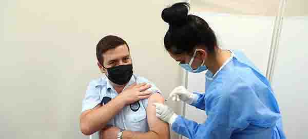 Bağcılar Belediyesi Çalışanlarına Covid-19 Aşısı