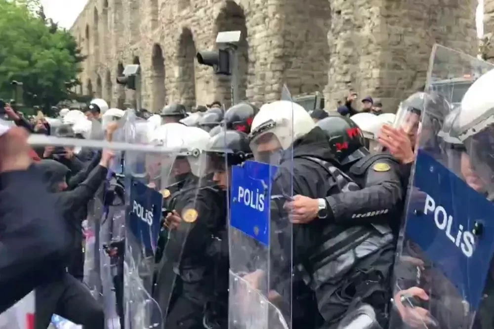  İstanbul’da 52 Bin Polis Görevdeydi