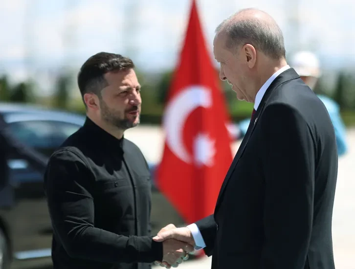 İstanbul’da Barış İçin Tarihi Zirve