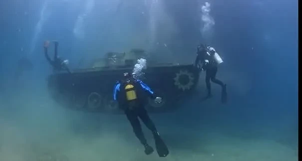 Körfeze Tank Batırıldı