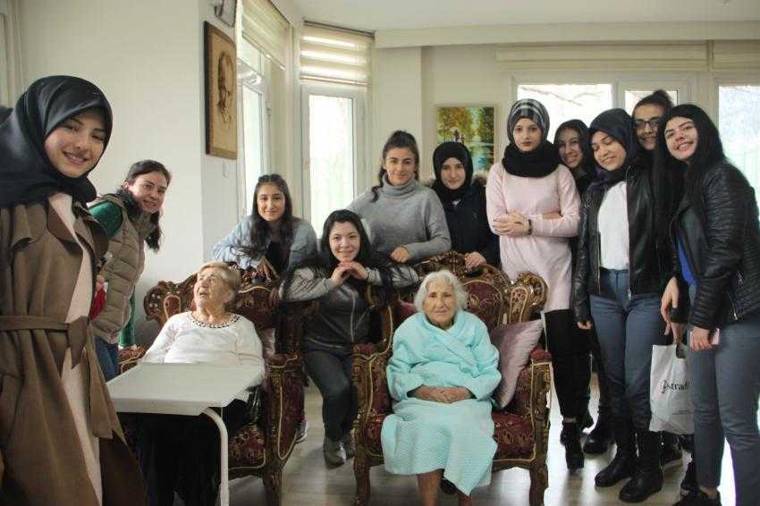 UNUTULMADIKLARINI HİSSETTİLER..!